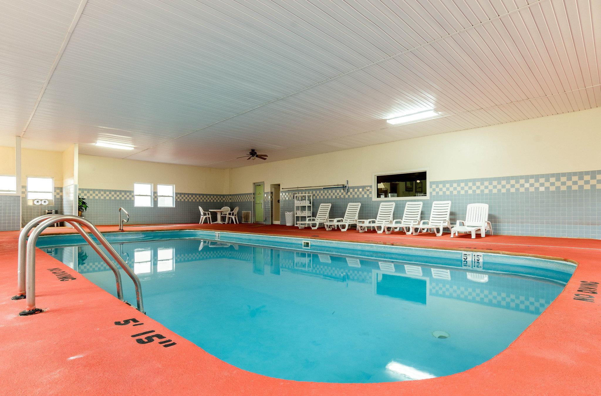 Colby Inn And Suites Zewnętrze zdjęcie