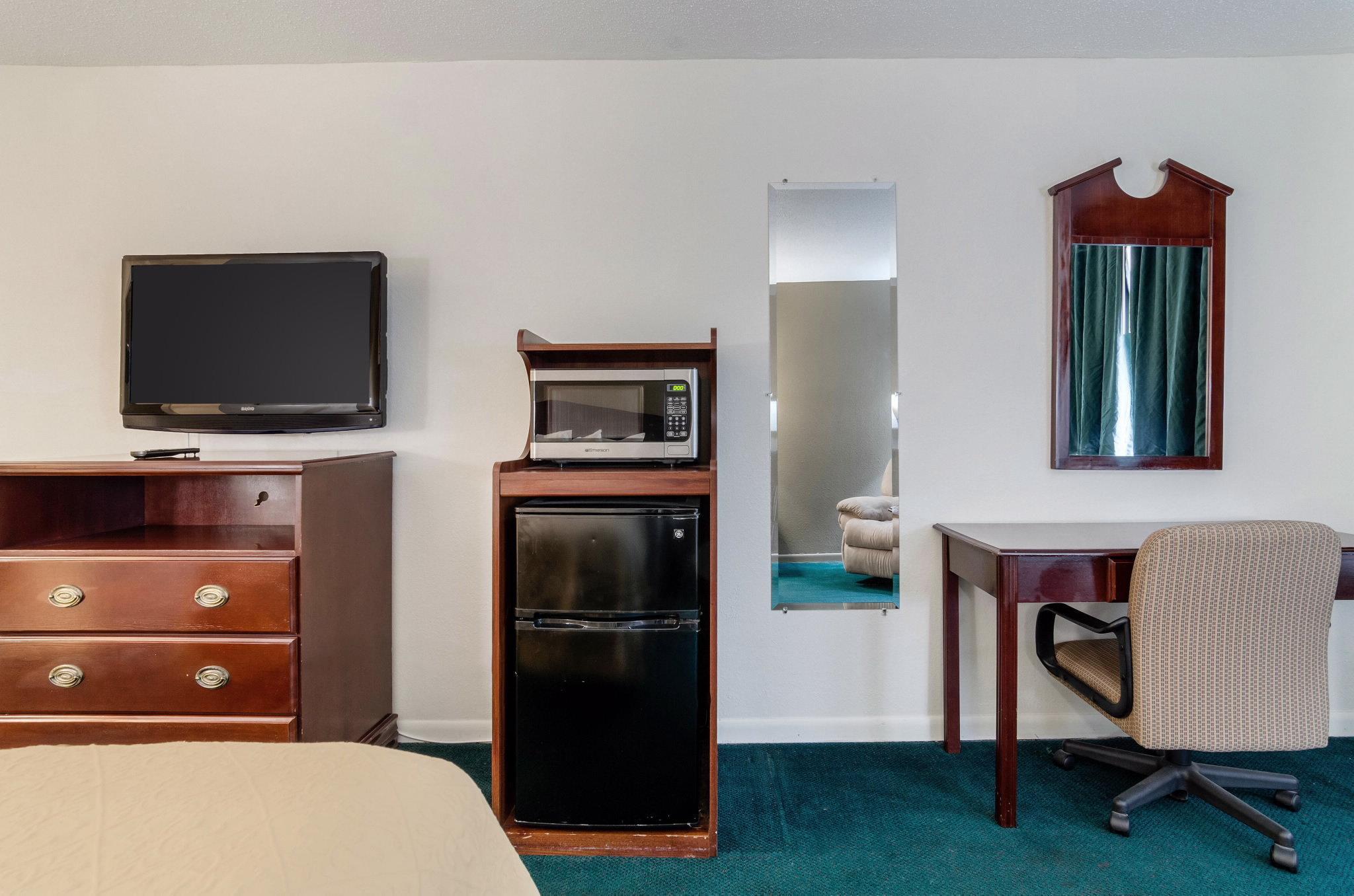 Colby Inn And Suites Zewnętrze zdjęcie